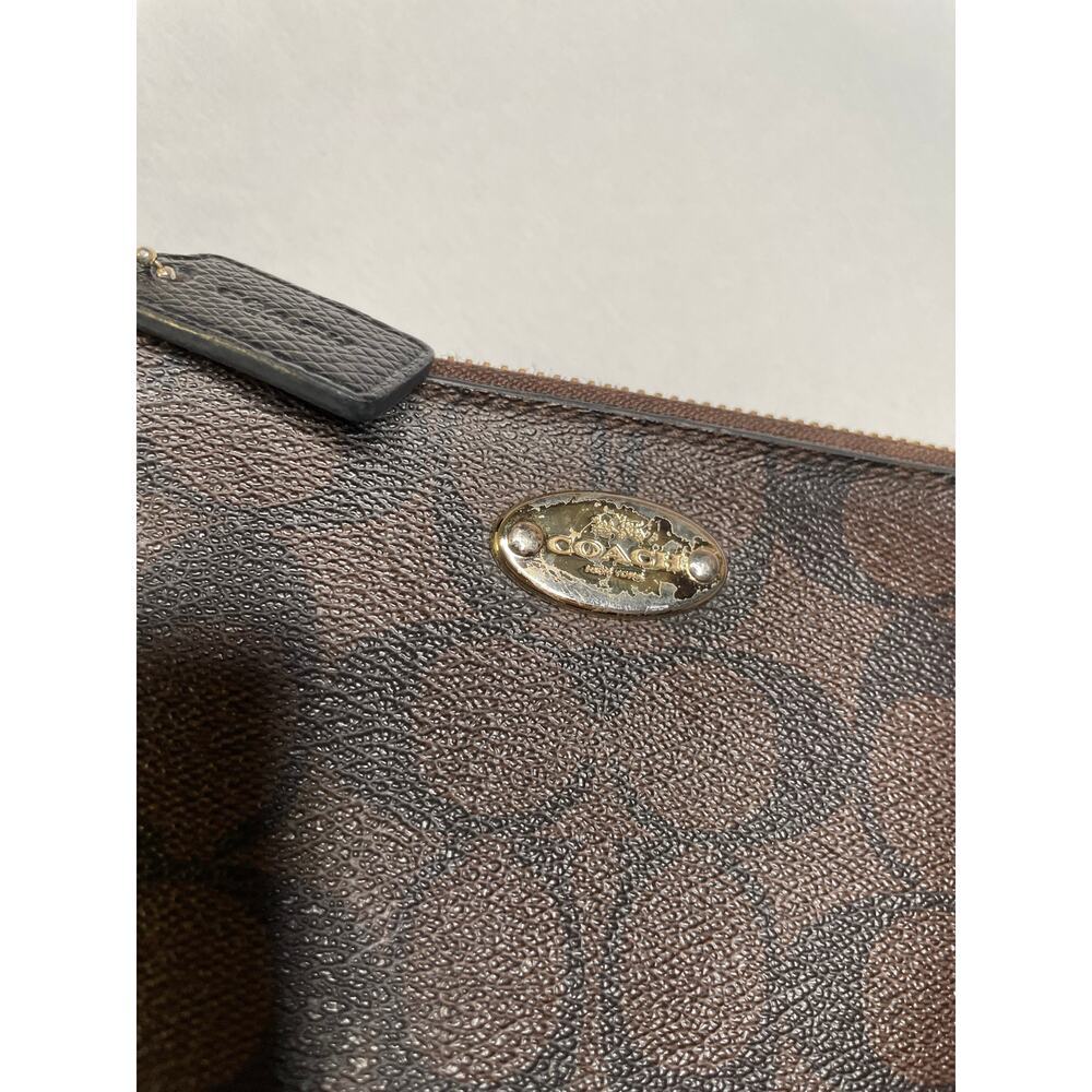 Coach Wristlet - Picture 4 of 5